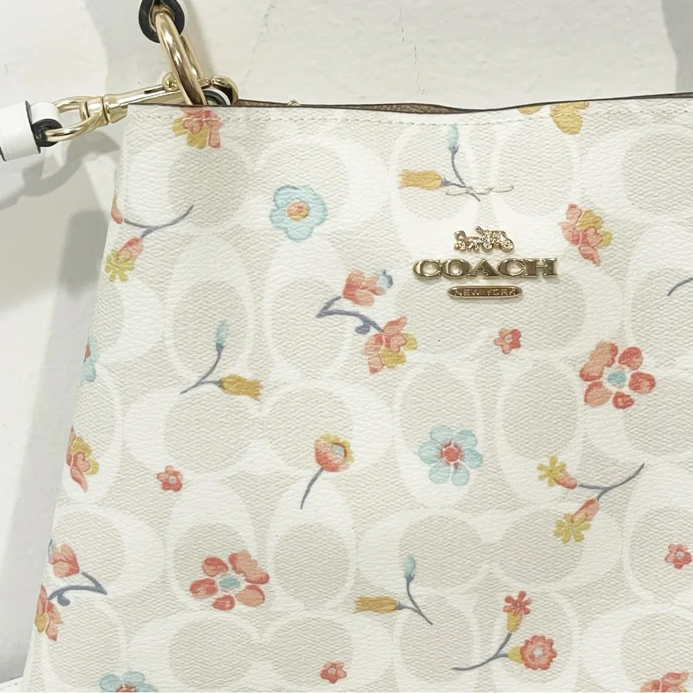 Coach Small Town Bucket Bag Signature Mystical Floral Shoulder Bag - Picture 2 of 7